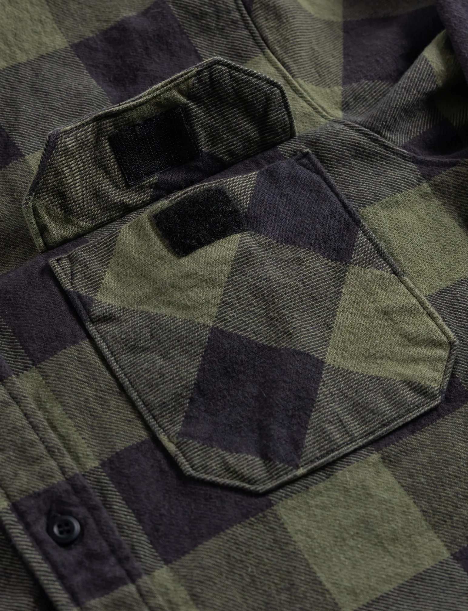THE HEAVY FLANNEL - Image 20